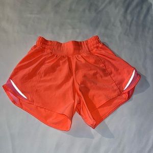 RARE COLOR lululemon never worn sunset size 0 hotty hot shorts 4 inch